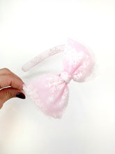 Load image into Gallery viewer, Avery | Pink Snowflakes Sweet {PRE-ORDER}
