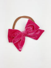 Load image into Gallery viewer, Maeve | Rose Velvet | Standard | Headband
