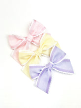 Load image into Gallery viewer, Maeve | Textured Pale Yellow Ruffle Bow | Standard | Right Clip
