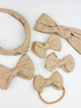 Load image into Gallery viewer, Knotted Headband | Sand
